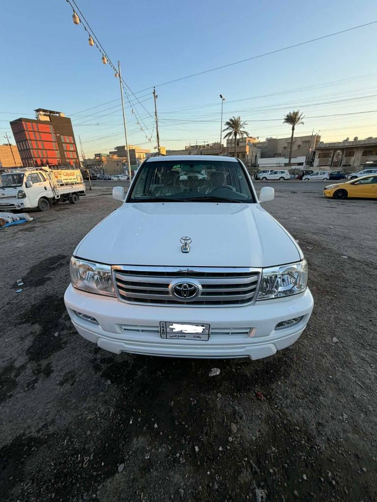 لاندكروزر 2004 بيها اربع قطع صبغ بدون حادث بدون معجون  سبعه راكب تبريد ثلاث قطع فتحت سغف ثلاجه دبل تانكي دبل فيتبم منضومة غاز كاملة وشغالة صار ثلاث سنين من شديتها خير من الله يعني صرف متفكر بي السعر 170 وبيها مجال مكان السيارة بغداد رقم الهاتف *********** بغداد, العراق
