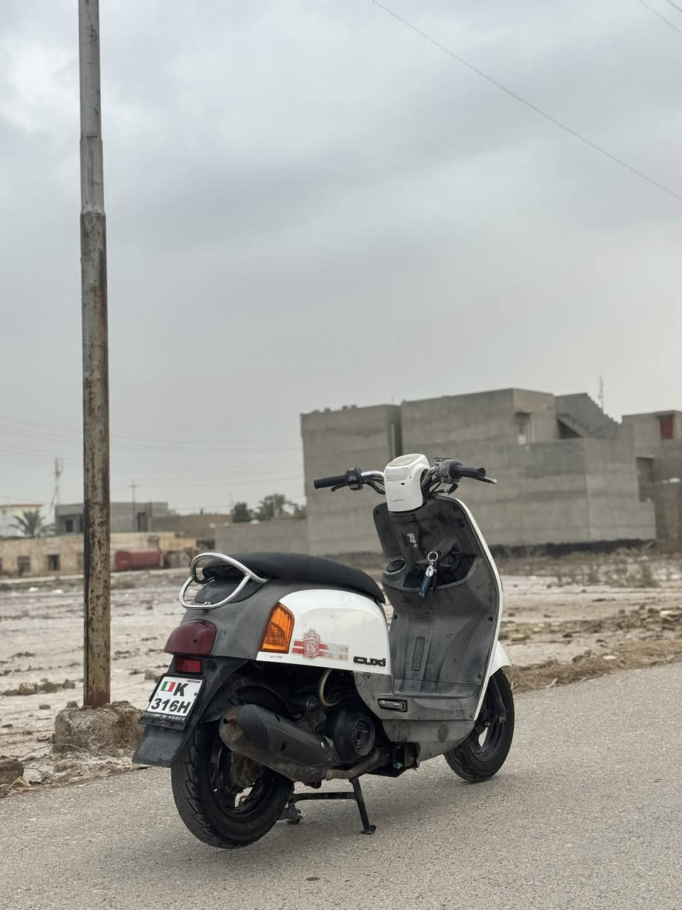 ماكـس بوليسي 2009 الدراجه كفاله خير من الله مكينه خرسه ممفتوحه كابريتر بلادي  الدراجه مولحه كلها شغاله سلف هندر اشاير زنون عالي ناصي كفرات ختم سعرها 575 وبيها مجال قليل 
❇️مكانها ديالى الخالص هبهب للاستفسار ***********
يولد المو شراي لايتعبني وخادم الكم ❤️
