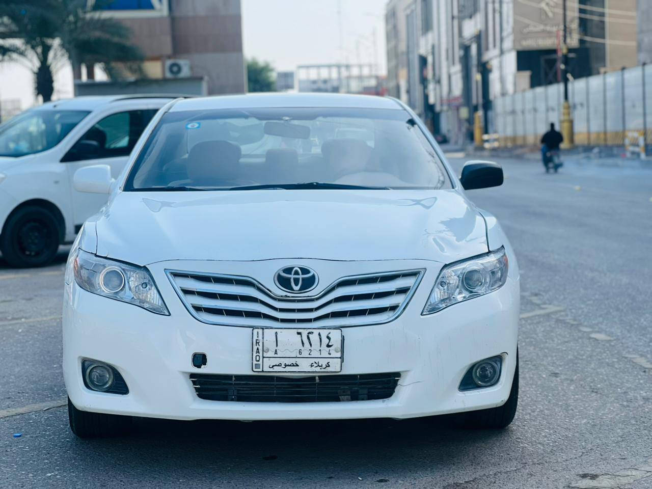 كامري 2008 السعر, 93 قابل  للتفاوض  استفسار***********  وارد أمريكي  حادثه جاملغ أمامي  فقط  والباقي مكفول من الحادث  بيه رشات  صبغ جماله أثر جراد  مواصفات  شاشه كبيره  كامره خلفيه   حساسات أمامية خلفيه  تحكم ستيرن جهتين   مري كهربائية   كشنات كهربائية  سياره جديده وجاهزة محرك وكير جدد  تبريد شغال ثلج  حداديه جديده   رقم كربلاء مميز مشروع وطني  باسمي  سنويه لل 28  مكان السياره كربلاء المقدسة
