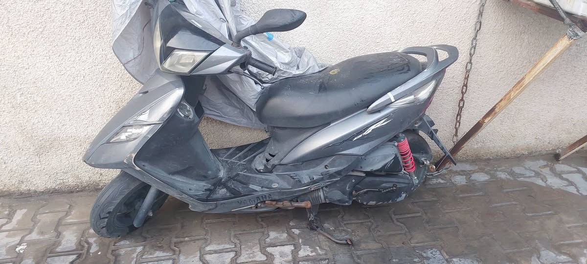 مكفوله مكينه شرط برغي ممفتوح بيهه كابريتر بلاديه
كهربائيات شغاله كلهه
كيج بانزين شغال
بنز جديد
دسكات جديد 
مبدلهن
بولبرنات اماميه جديده
تايرات جديده
كلج بلادي
700 وبيهه مجال بسيط
***********
