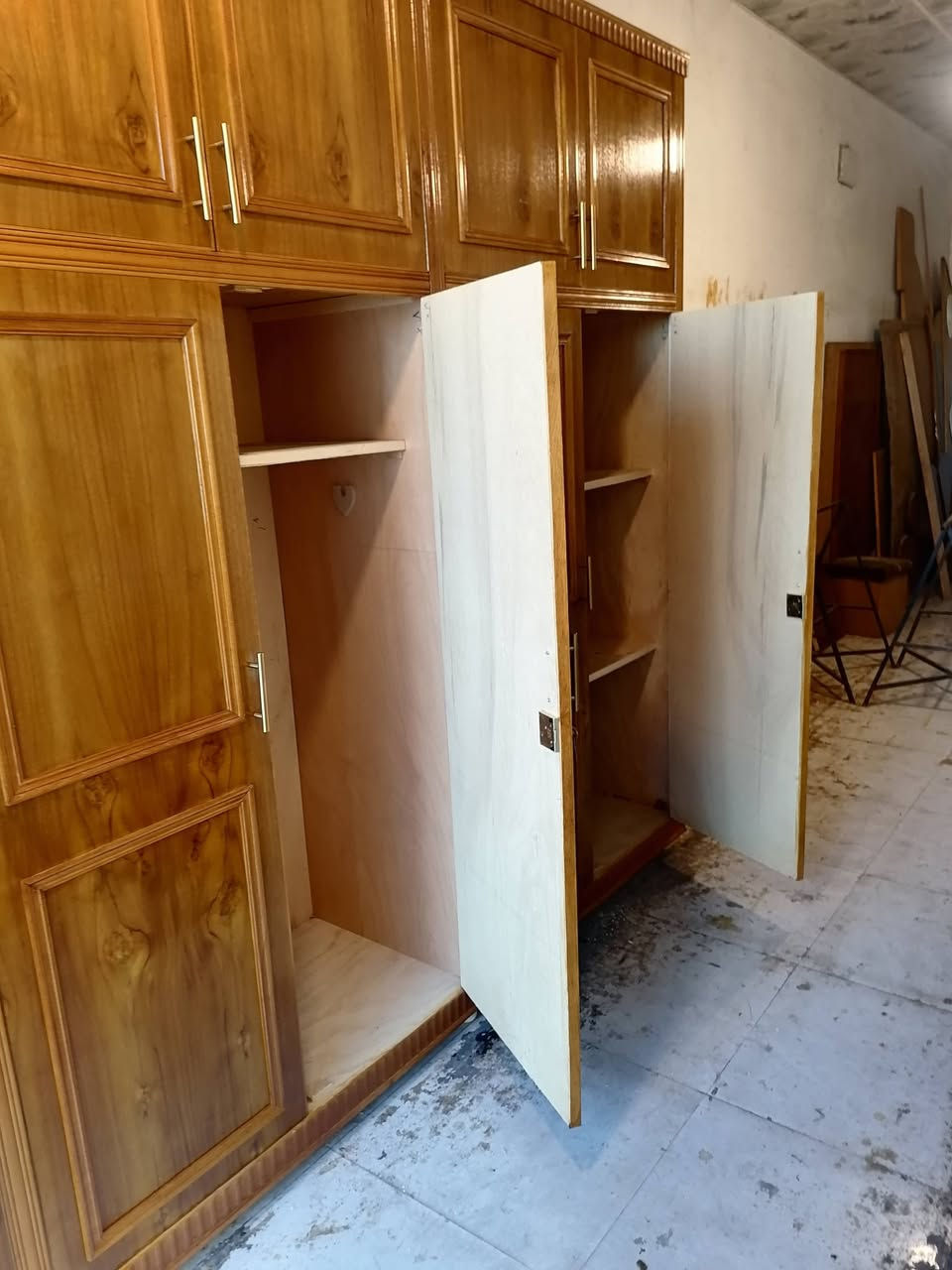 كنتور ٦ باب ملحق نقش زان جديد شغل توصيه صاج 5ملم معرض ابو حسن حي السكر مقابل ساحه غاز السكر ت *********** مستعدون لشراء غرف النوم والكناتير المستخدم
