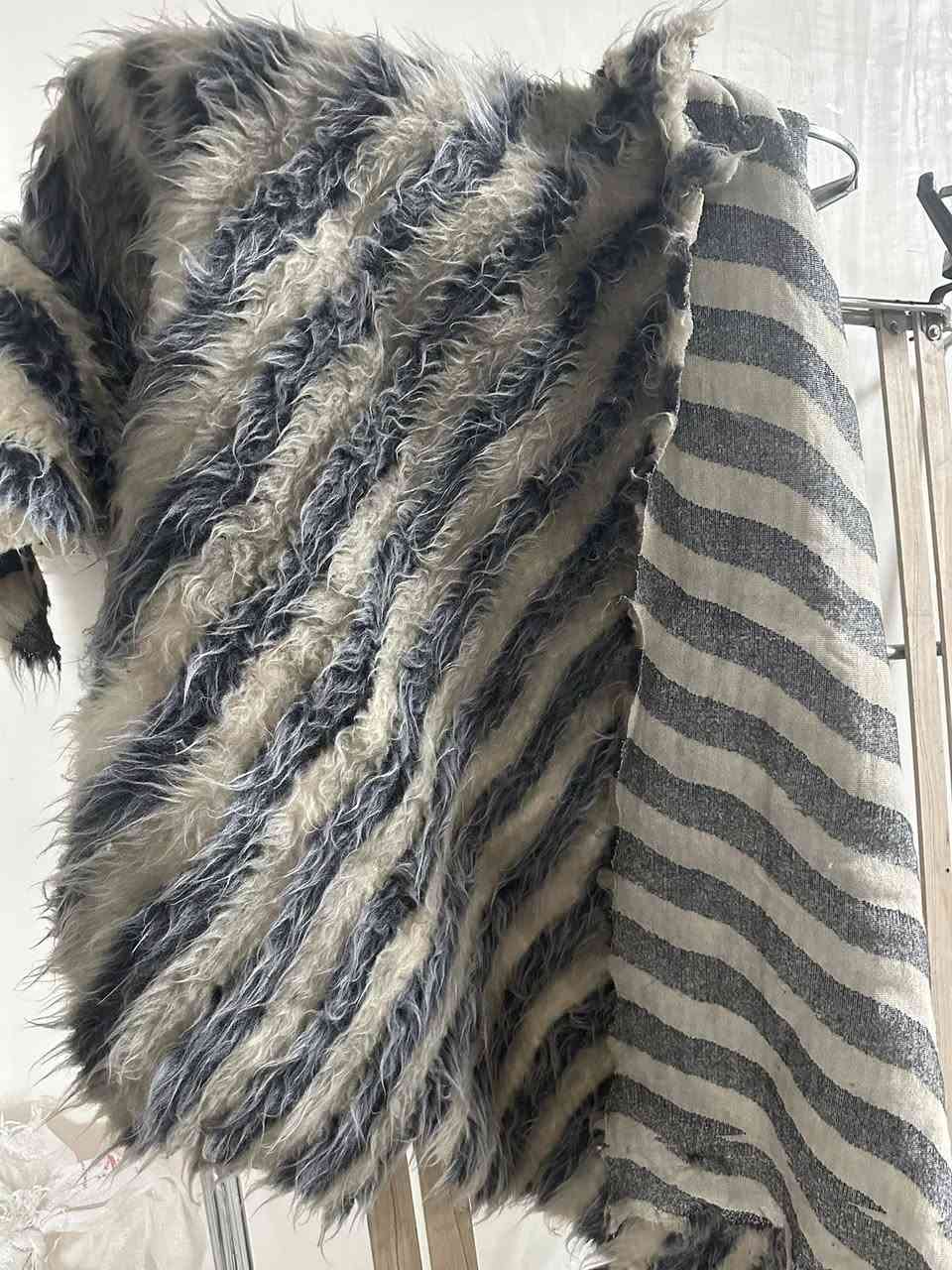 السلام عليكم وين اليدور جمالية سيباية هيه والتفرعاتهة والدرع ب300 قفل هورنات مال زماط قسمهن وروح ب 300 قفل


**إذا كنت صاحب هذا الإعلان وتريد حذفه لأي سبب، رجاءا أرسل رسالة إلى الدعم الفني**