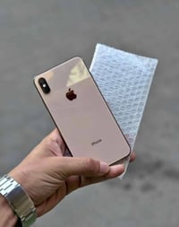 آيفون XS ماكس ٢٥٦ • بطارية ٨٦ • ضمان سنة
