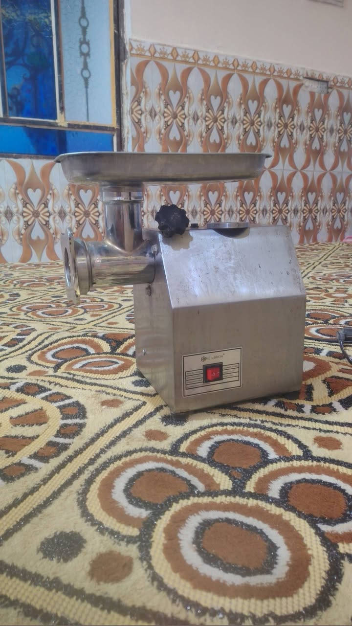 ثرامه لحم قياس ١٢ استخدام قليل  مركه Heil Bron  السعر ١٥٠


**إذا كنت صاحب هذا الإعلان وتريد حذفه لأي سبب، رجاءا أرسل رسالة إلى الدعم الفني**