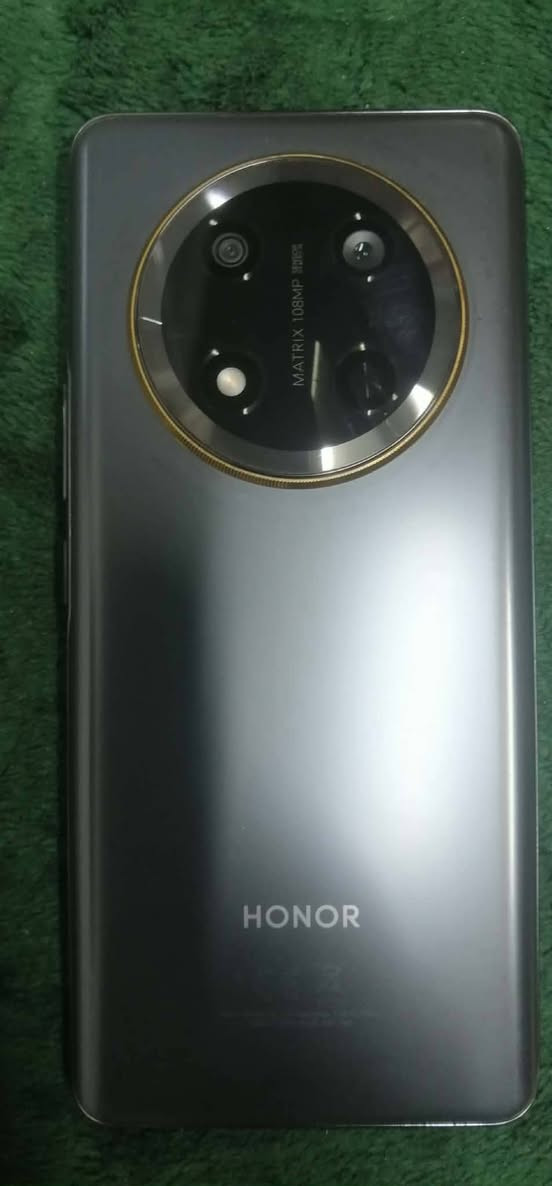 جهاز لبيع نضيف لوك بي فطر فقط بل شاشة السعر  ٢٤٠  ***********
