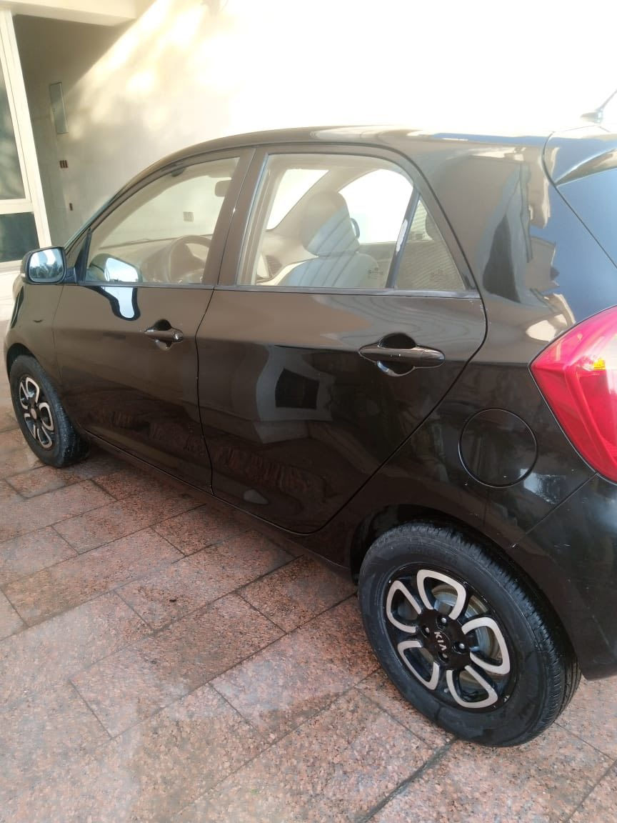 سلام عليكم سياره خليجيه رقم اربيل سنويه جديده لل 2031 شهر الخامس فيها قطعه صبغ صدر جديد تايرات جديده تبريد تدفئه شغالات هزة جديدة السيارة نص فول كامرة حساست خلفية اشاير بل مري مكاني بغداد السعر 80 
*********** بيه واتساب
