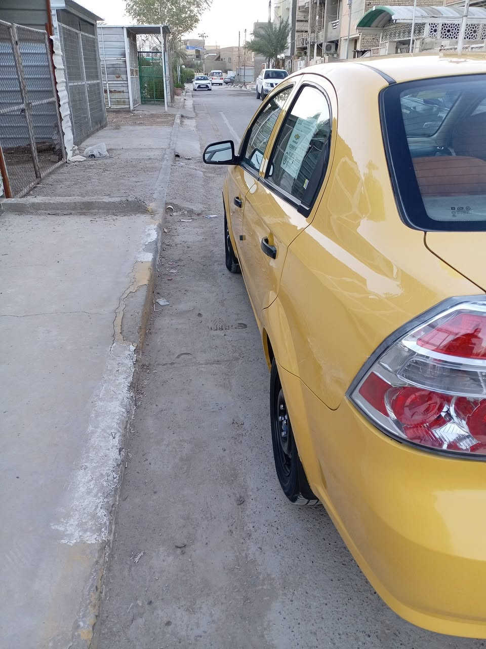 سلام عليكم افيو شركه العامه موديل ٢٠١١ بدون ضربه او صبغ كير مكينه صدر بدون تبخير او تنقيص تخم تاير باتري جديد مصفره غرامات وهيه تبريد تدفه شغال  سنويه ٢٨ رقم بغداد نكليزيه العنوان بغداد حي صدام سعر ٦٣ تلفوان ***********
