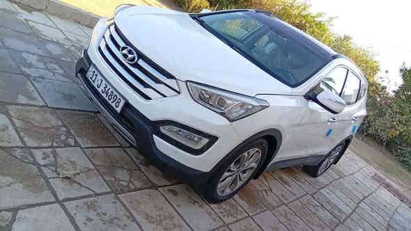 سنتافي 2014 كفالة عامه ماعده كارت بقبق الجنطه سياره فول مواصفات واحد ع واحد
بني رامه 
حساست اماميه خلفيه 
كامره 
5 وين كب 
كشنات جلد 
سايد بريك كهربائيّ 
بصمه تشغيل +ابواب 
مكينه 6 
مري شفط 
سياره جاهزه من كلشي 
رقم بغداد الجديد 
السعر 175 بيه مجال 
مكان السياره قضاء غماس او النجف 
الاستفسار ***********
