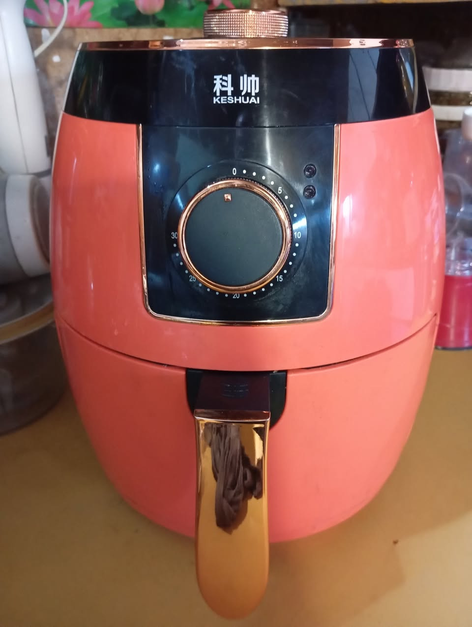 غراض للبيع مكاني الكاظمية متواجد وتساب او مازنجر ***********
