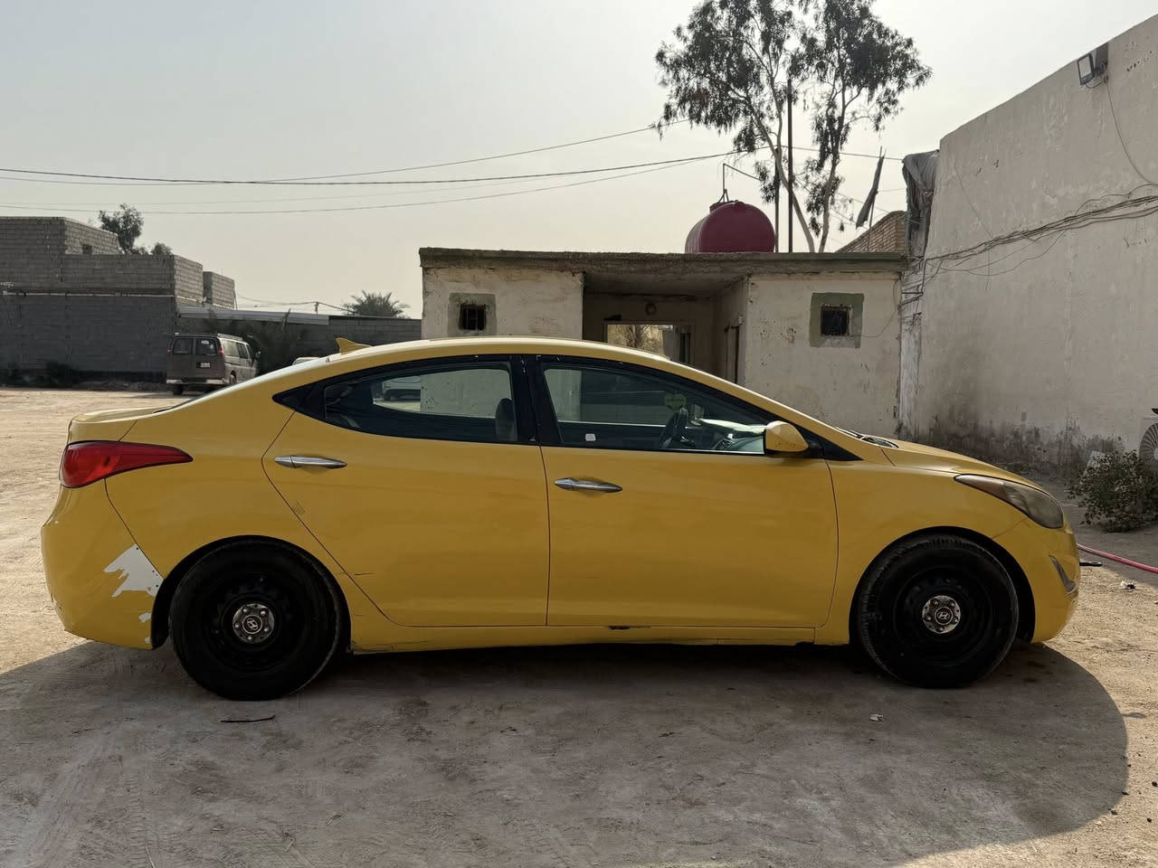 إسلام عليكم النتره 2011 أمريكي
ضرر الجاملغ الخلفي جهه السايق بدون دواخل سياره مكينه ٢٠٠٠ دوش بيها تنقيص بصيط فقط بدون بخار سعرها (٨٩) وبيها مجال

مكانها كربلاء.

***********
