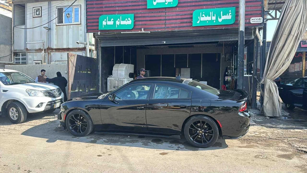 جارجر موديل 17 كلين بدون حادث بدون صبغ ايرباكات سليمه السياره جاهزه
محرك 6 سلندر 3600
السعر 195 وبيها مجال 
الشراي يجي يشوفها ويشلع عيوني مكاني بغداد
***********
