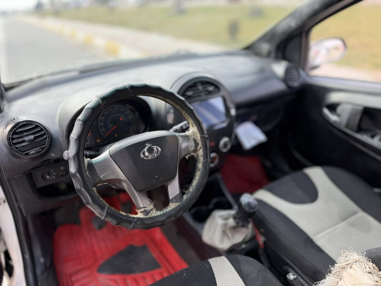 جيلي باندا
موديل 2013 كير عادي مكينه كفاله رقم بابل مشروع وطني تتحول ب اي محافظة شرط التحويل السياره نقصها فقط الصدر(الحداديه) تعبانه مكان السياره تكريت سعرها 32 وبيها مجال ***********
