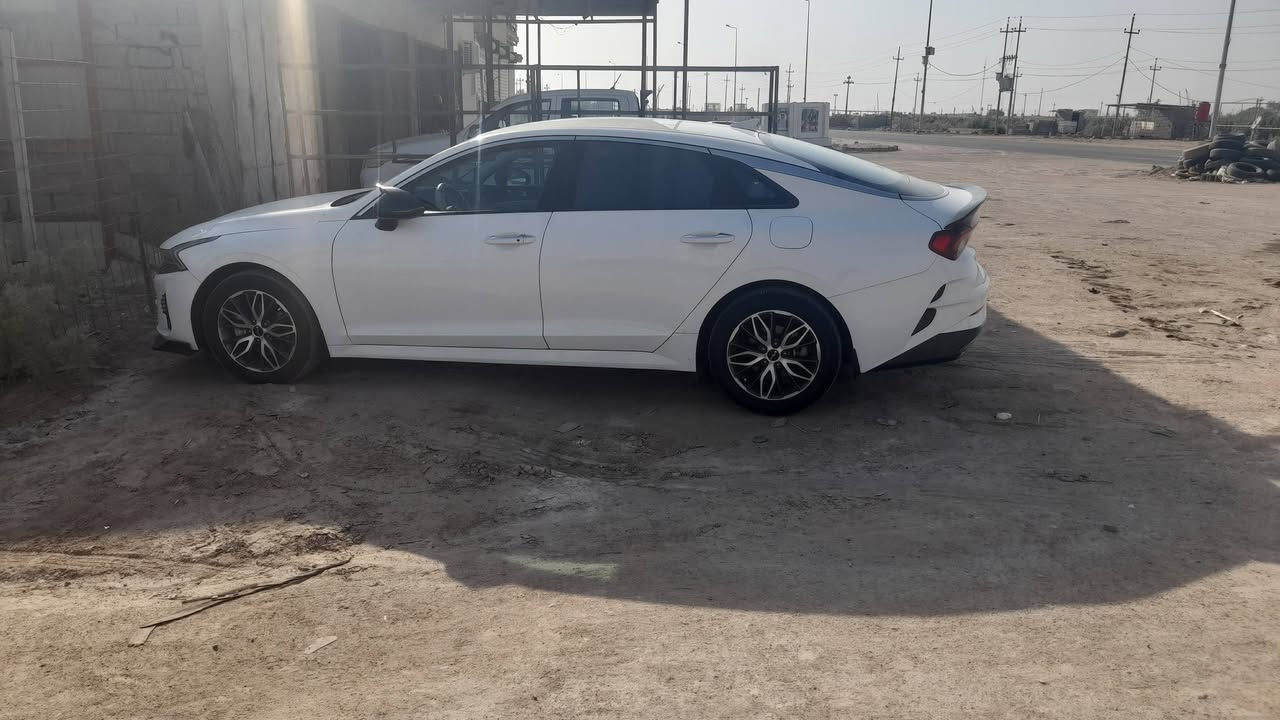 كي 5 موديل 23 مكينه 2000 السعر 200.  ***********
