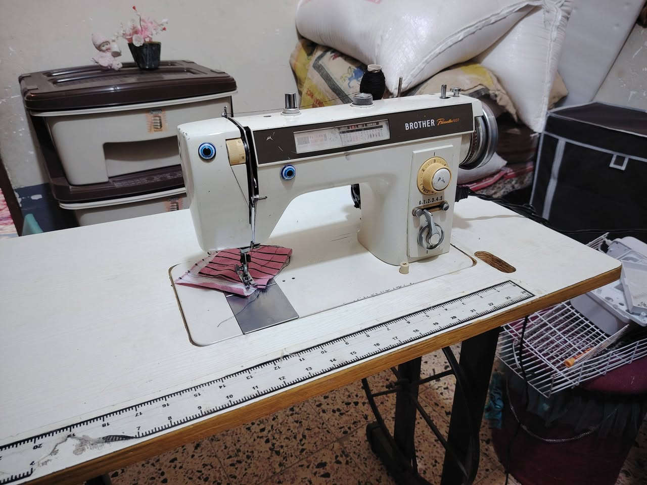 مكينة برذر الاصلي
كلش نظيفة ومعايزة اي شي هي وميزهة قفل ١٥٠ بدون عملة مكانهة نجف حي القادسية مقابل شقق عماد سكر *********** وجنطتهة هم موجودة
