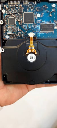 هيتاشي • ٢ تيرابايت • توصيل