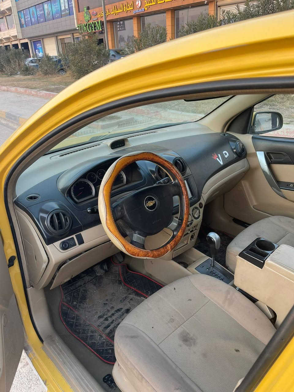 لبيع افيو 2011 خليجي اوتماتيك تبريد محرك مفتوح تحويل ثاني يوم   السعر 46 بيه مجال قليل مكان السياره تكريت ***********
