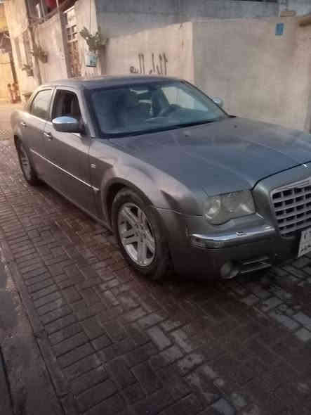 اوباما 2008 ادوات 8 سلندر كصة قمارة تبريد شغال بس نقصها حدادة خلفية وتعديلات بسيطة 35 ورقة وبيها مجال واتساب ***********
