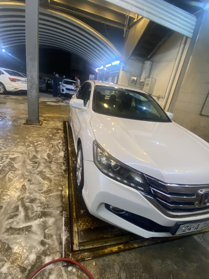 السلام عليكم للبيع هوندا اكورد خليجي 2015 رقم دهوك
مكينه 2500/ 4 سلندر
سياره جاهزه مابيه اي نقص والحمدالله. للاستفسار اتصال فقط ***********
