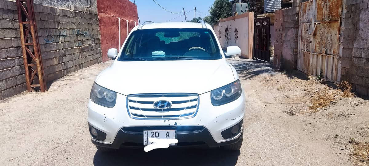 سنتافي 12خليجي مكفولة عدا شبر رش اثر شخط بالباب 6سلندر محرك مامفتوح 4ويل مري شفط 7راكب3قطع تبريد سعر 143وبيهة مجال مكاني ديالى بعقوبة الاتصال ***********
