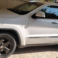 جراند شيروكي • ٢٠١٣ • فول مواصفات