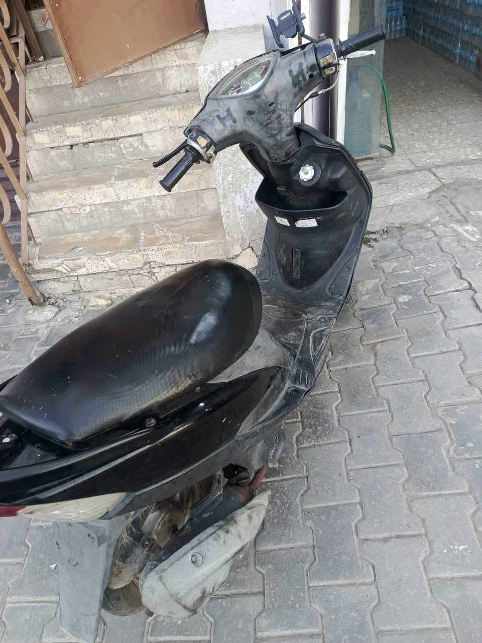 ماكس عدله للبيع نقص بس باتري كله شغال السعر 400 وبيه مجال حك جيه *********** بي واتساب
