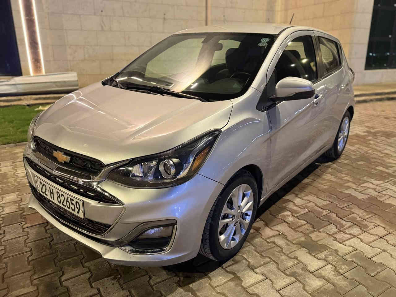 شوفرليت سبارك 2021 (بيع اقسااااااااط)
السياره نضيفه و جاهزه بدون اي نقص و بدون اي عطل 
محرك و كير كفاله
بيع اقساط مقدمه و الباقي شهريه او مده عادي ماكو مشكله 
البيع اقساط او نقد  
***********
