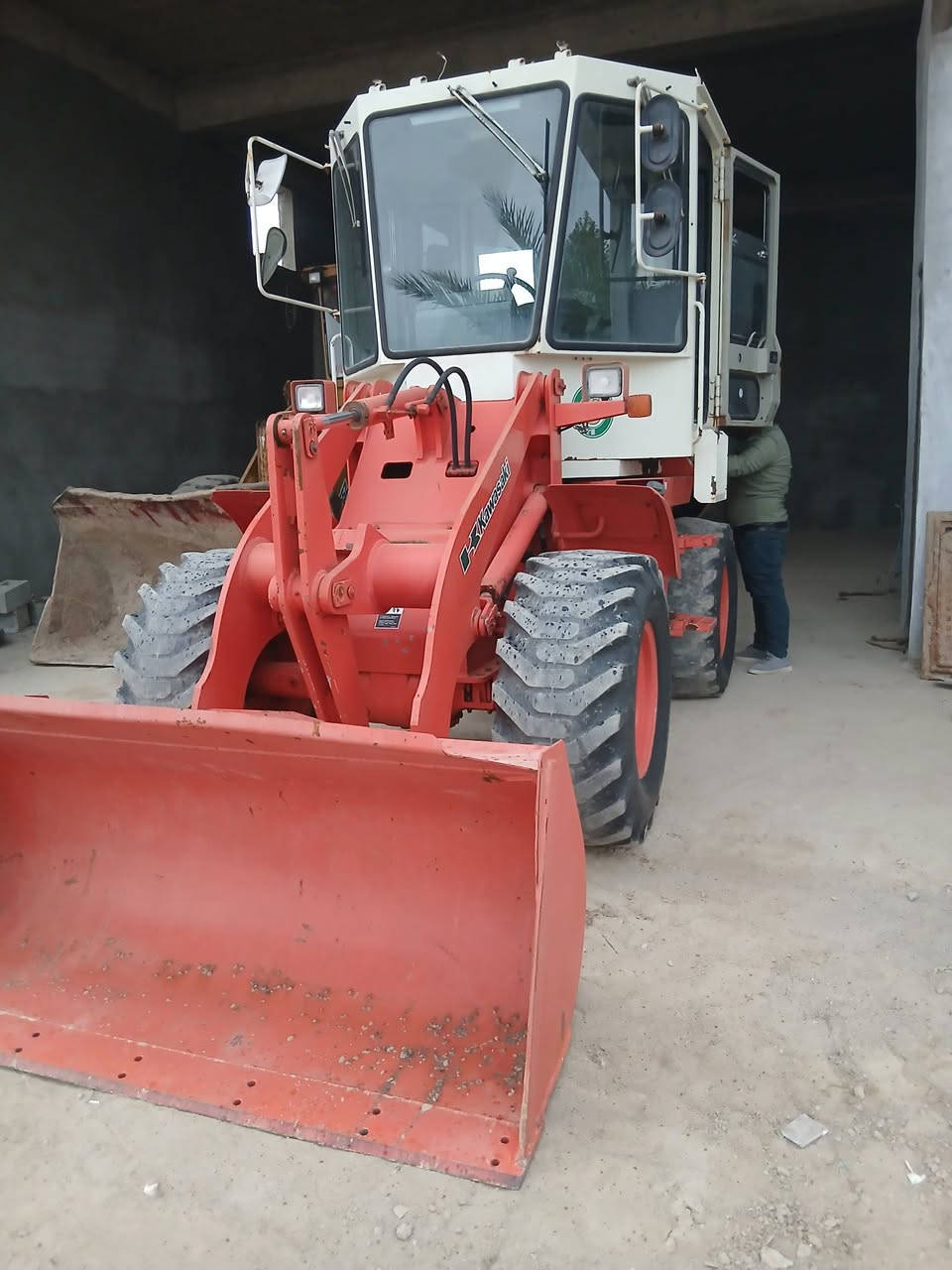 للبيع دخول جديد كاوسكي اتصال ***********
