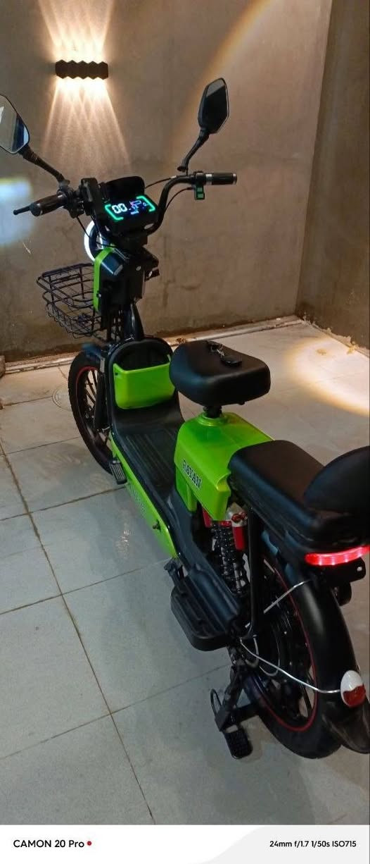 دراجه شحن للبيع حجم 20 .. استعمال قليل .. نظافه 100%


**إذا كنت صاحب هذا الإعلان وتريد حذفه لأي سبب، رجاءا أرسل رسالة إلى الدعم الفني**