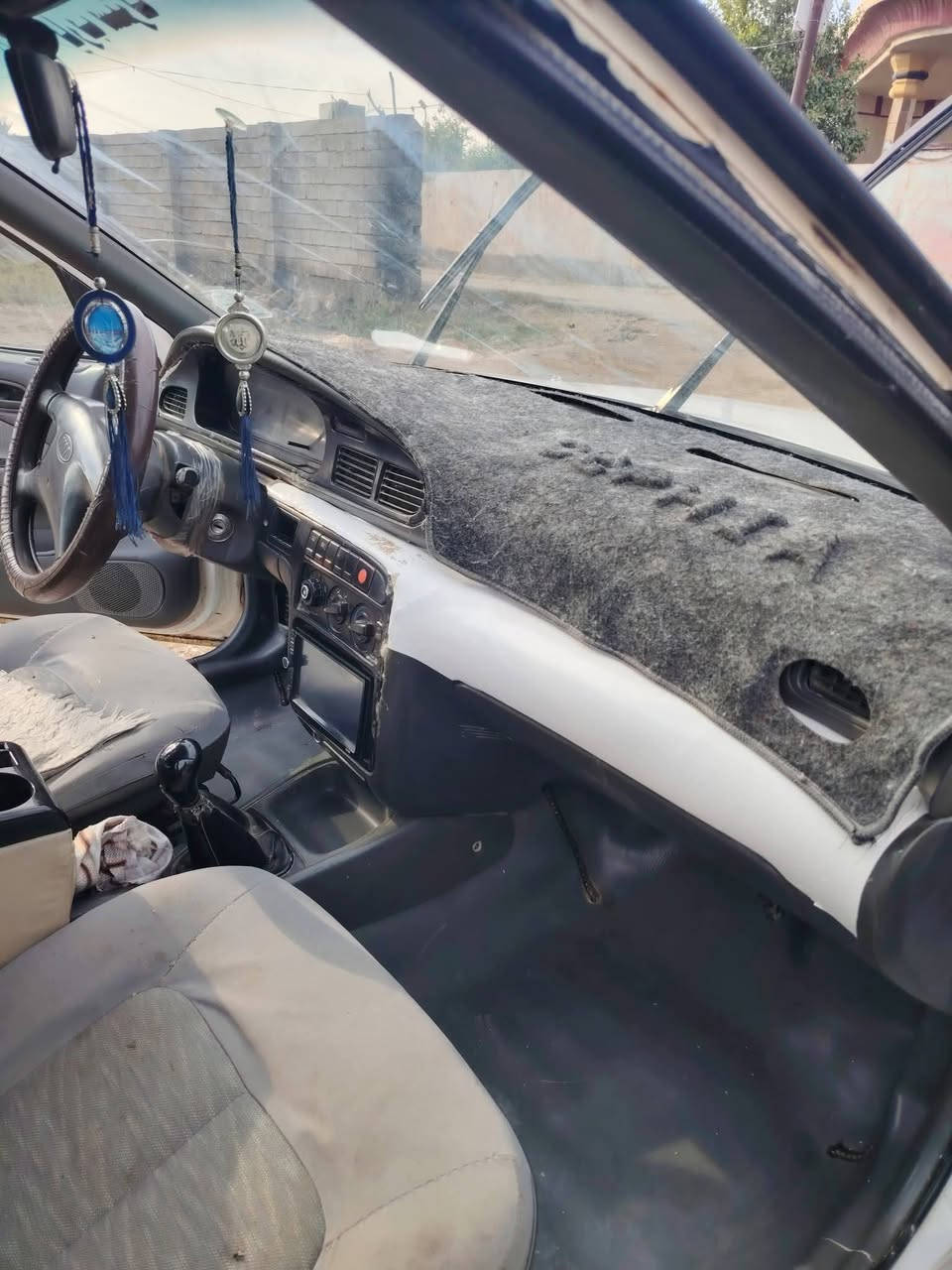 السلام عليكم سياره سيفيا للبيع ٩٥ مشروع وطني السعر ٣٧وبيها محرك كير فول الاستفسار عل م***********
