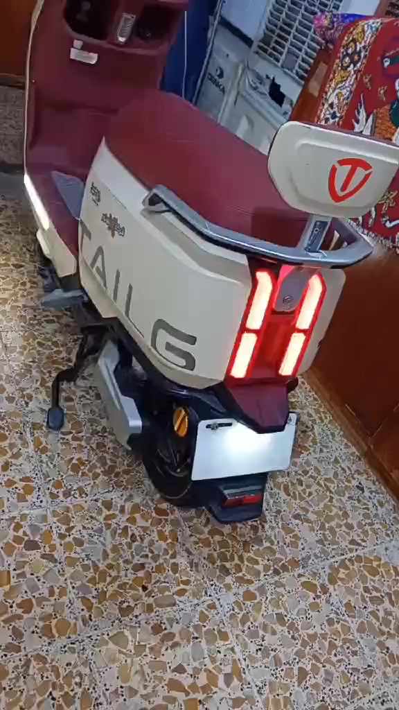 سلام عليكم دراجه بهاذ لشكل جديده زيرو مكلف بنشر ***********هاذ رقم صاحب لدراج لعنوان لبياع
