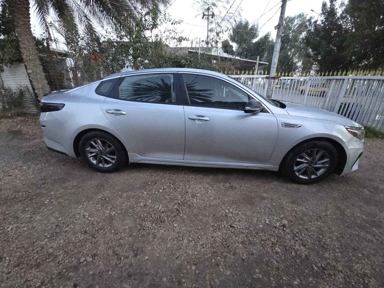 اوبتما 2019 
اشاير بالمري وحساسات
حساس خلفي مودات قياده  شاشه جبيره تدعم ابل كاربلي واندرويد اوتو حساسات اطارات
لايت زنزن 
اكفله الك من تنقيص والدوانز لان مبرمجه على بنزين عادي ترايك للبصره وسحب وعزم يخبل تجي وشوف بعينك
 تبريد تدفئه 
دخم تاير نظيف 
سياره جاهزه من كلشي 
تحويل وكاله يمي 
*********** اتصل
