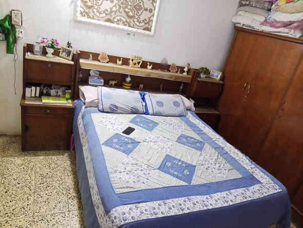 غرفه اخشاب للبيع صاج عراقي بس عوزه صبغ غفوله بـ500 مجال العنوان كوت زين القوس 7***********
