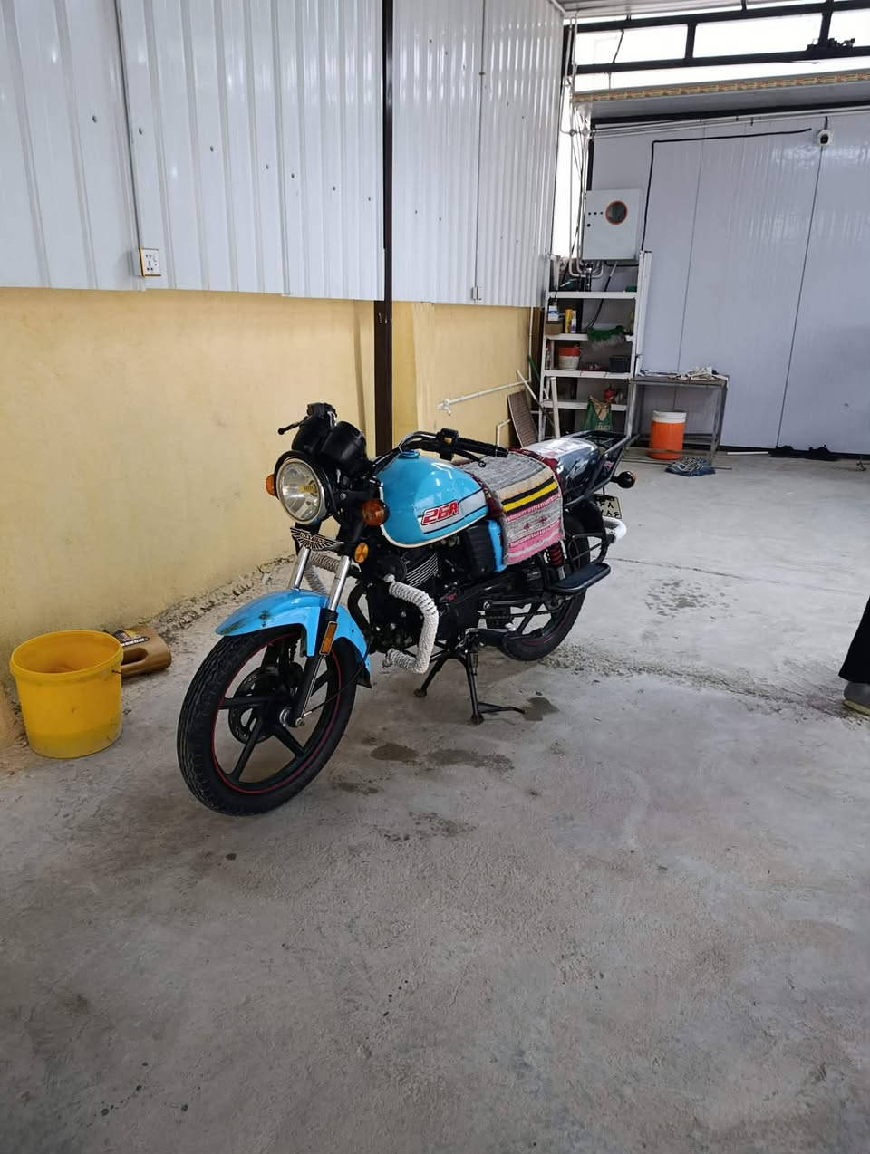 دايون للبيع ٢٢ أوراق سكنر حجم المكينه ٢٠٠  مكفول مكان حله مركز المدينه الاستفسار رقم ***********
