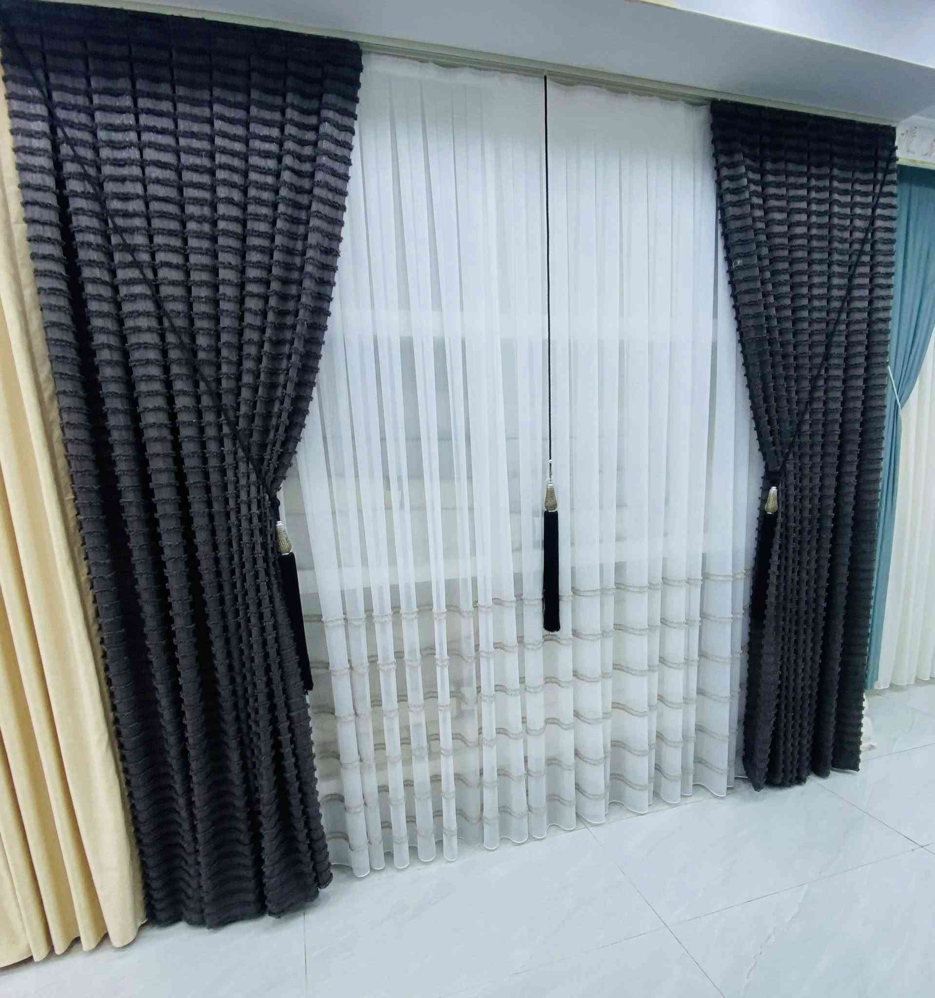 كل ماهو جديد في عالم الستائر تجدونه لدينا
أجود أنواع أقمشة الطخم والديوان متوفرة لدى: 
💜 أقمشة وستائر حديد 💜

🌍 #الموصل - #دركزلية - مقابل فرع سوق النبي .. 
©️ ١٩٧٩-٢٠٢٥ أكثر من أربعون عامًا من التميّز والإبداع.
يوجد كادر للقياسات
🔴 تنويه: ليسَ لدينا فرع آخر في الموصل
🤳 : ***********
فرعنا الثاني دهوك شارع K.R.O
***********

#جديدنا : #أقمشة اقمشة وستائر حديد.دهوك
