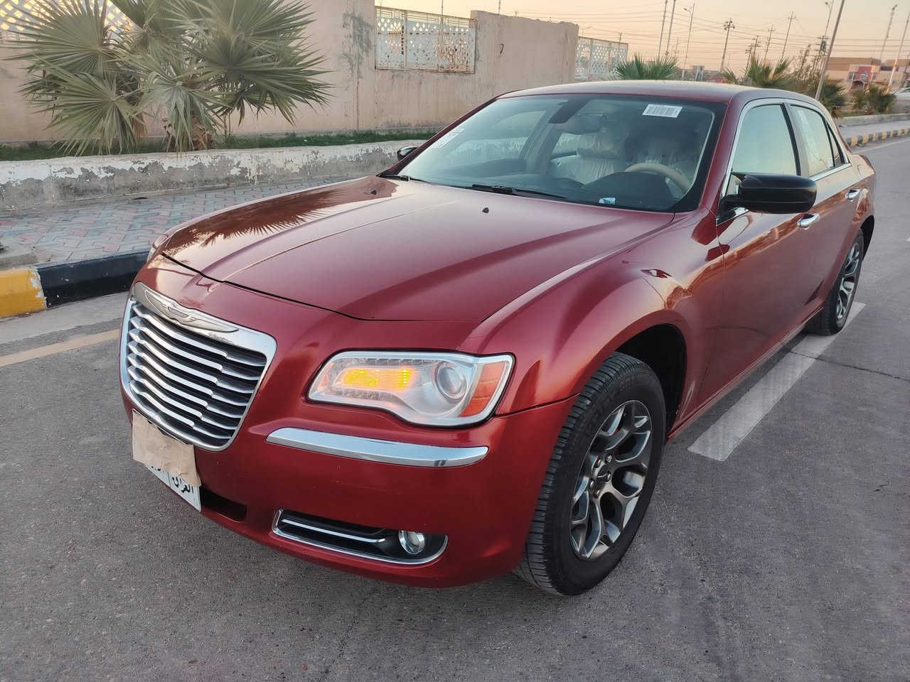 كرايسلر اوباما  اصل 2014
ادوات ادوات كصه جنطه 
كشنات جلد وتحكم كهربائي 
شاشة جبيرة وكاميرا 
تدفئة كشنات 
تشغيل عن بعد
اربع بصمات
تخم تاير جديد حدادة طوبة
مكينه ٣٦٠٠
فول موصفات ماعده الفتحه 
مكان السيارة العمارة
سعرالسيارة  ٦٣ وبيها مجال 
*********** وبية واتساب
