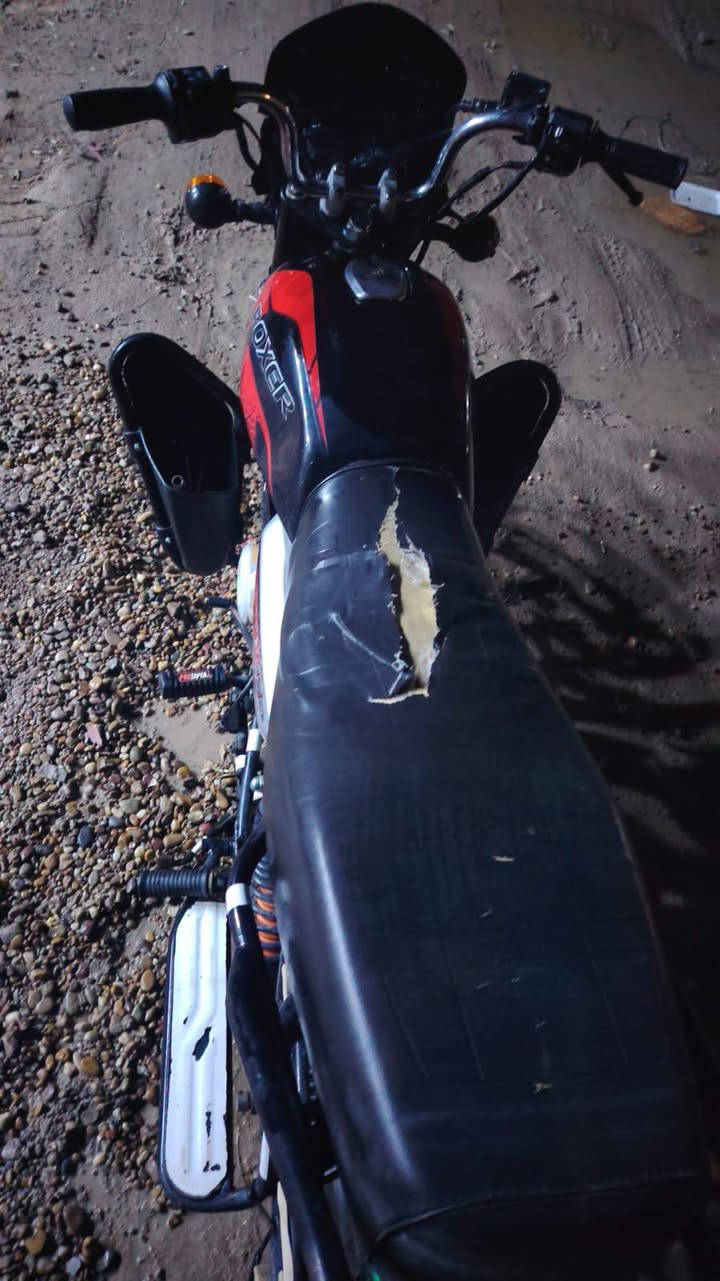 يا الله سلام عليكم
بوكسر موديل 2023
دراجه خير من الله 
كهربائيات شغاله وفول 
دراجه أوراقه كامله وأصوليه وشرط الترقيم
دراجه نص نكره بكل وقت 
مكاني سبع البور 
رقم ***********
