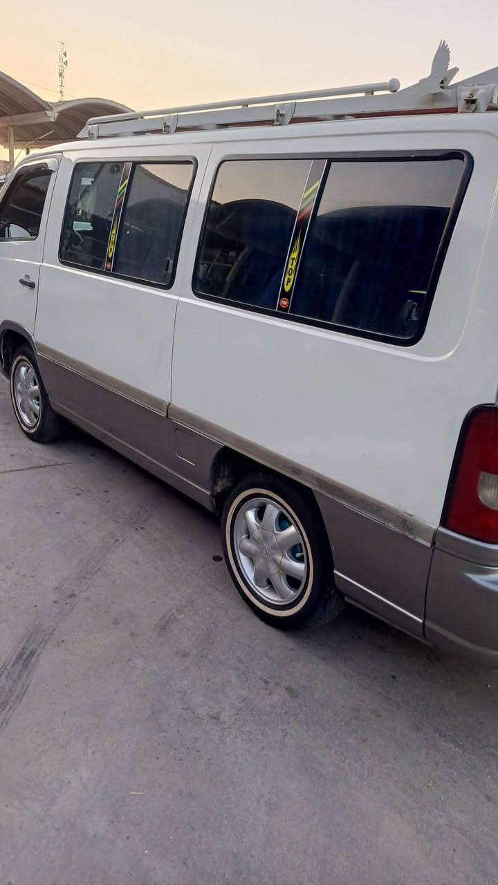 السلام عليكم ستانه للبيع موديل 2000 سياره جديده ومامتعوبه السعر $105 وبيه مجال استفسار ***********
