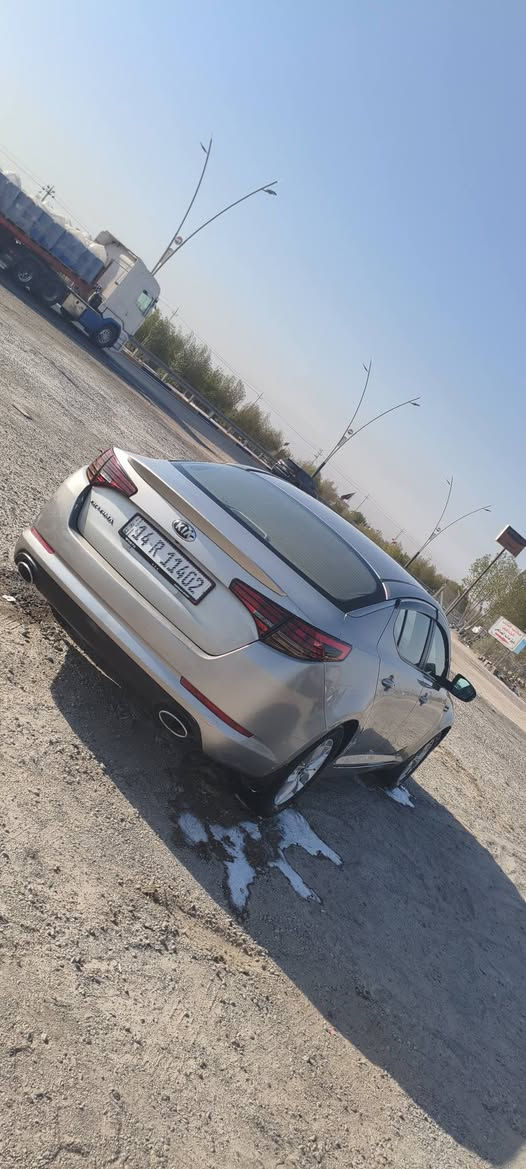 قطعتين صبغ

محرك 2400 دوش بانزين عادي

شاشه 
نظام ايكو

اندرويد اوتو

كار بلي

كامرا

مري شفط

اشاير بالمري 

كشنات جلد

سعر 125وبيه مجال 

السياره خير من الله احله من الصور

للاستفسار الاتصال
البصرة 
***********
