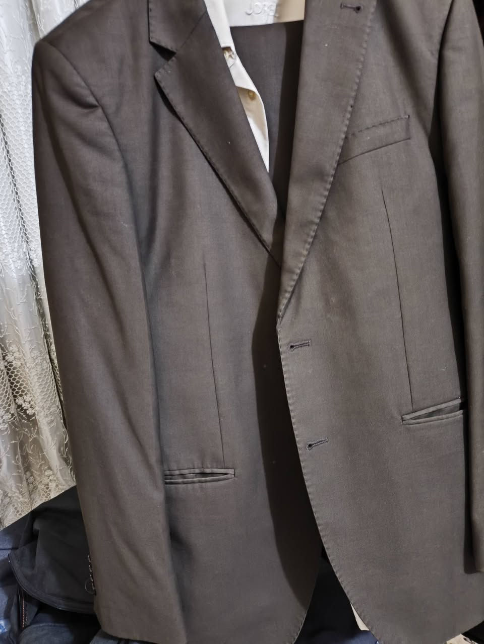 السلام عليكم
اخوان عندي ملابس زايدة المحتاج في سبيل الله 
يراسلني خاص *********** أو يتصل .
