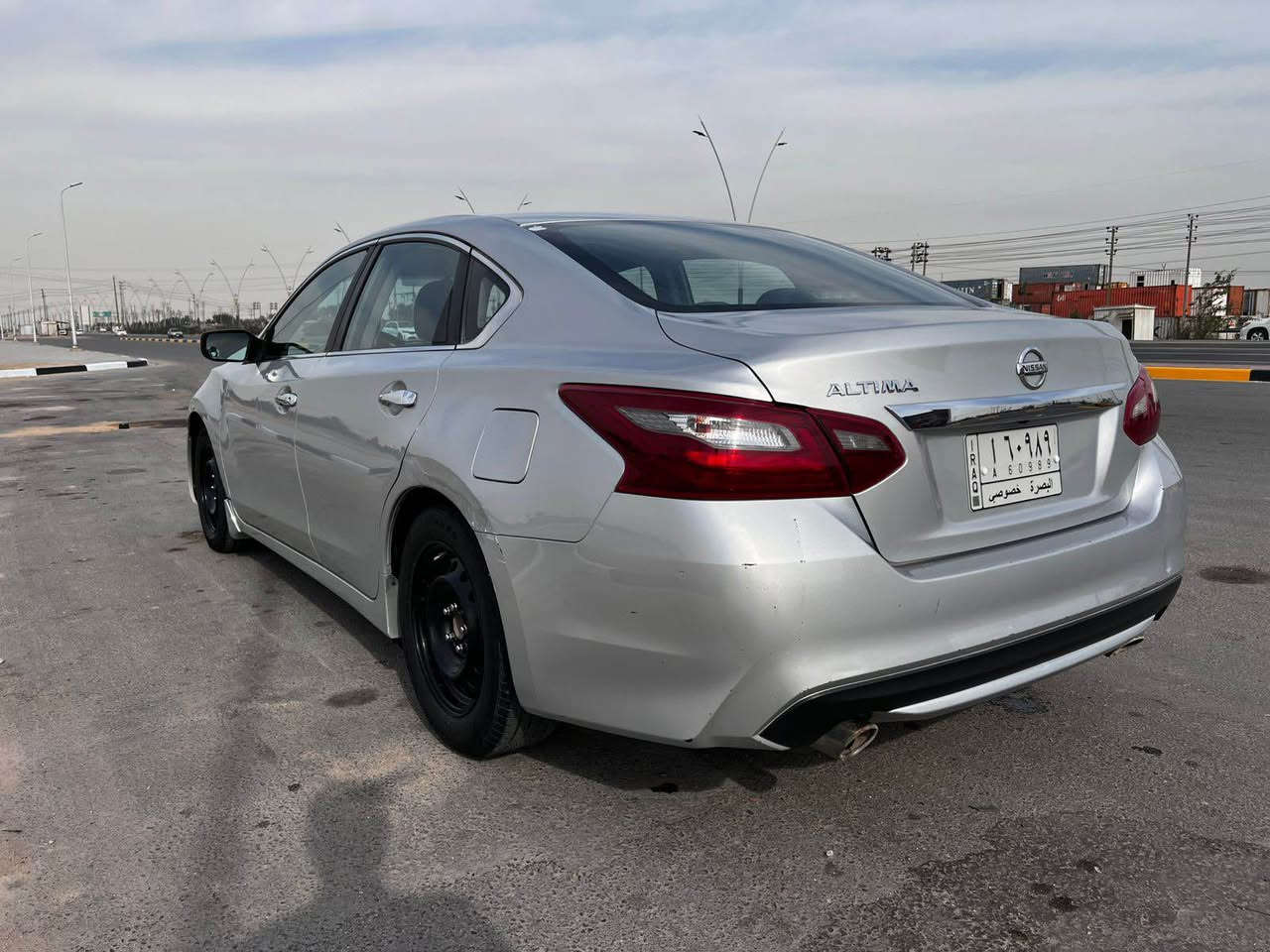 السلام عليكم 
نيسان التيما للبيع 
رقم بصرة بأسمي 
موديل 2018
اللون سلفري
وارد امريكي ضرربسيط جاملغ وبنيد بدون دواخل 
حادث سطحي فقط 
مكينة 2500المرغوب
مكينة وكير خير من الله
تبريد تدفئة كشن كهرباء
مرايا جانبية كهرباء
كير اوتو
كاميرا خلفية 
شاشة صغيرة
تحكم ستيرن
مثبت سرعة 
سيارة نظيفه وكاملة ماتخسر عليها شي
السعر120وبيها مال 
العنوان الزبير 7نيسان 
للاستفسار اكثر الاتصال او واتساب
***********
*********** البصرة, العراق
