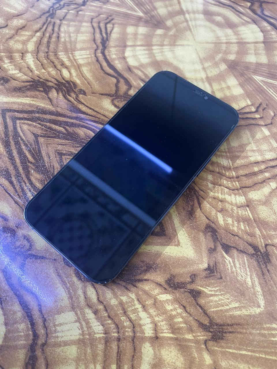 ايفون ١٢برو ماكس ذاكره ٢٥٦
السعر ٤٢٥وبي مجال 
***********
