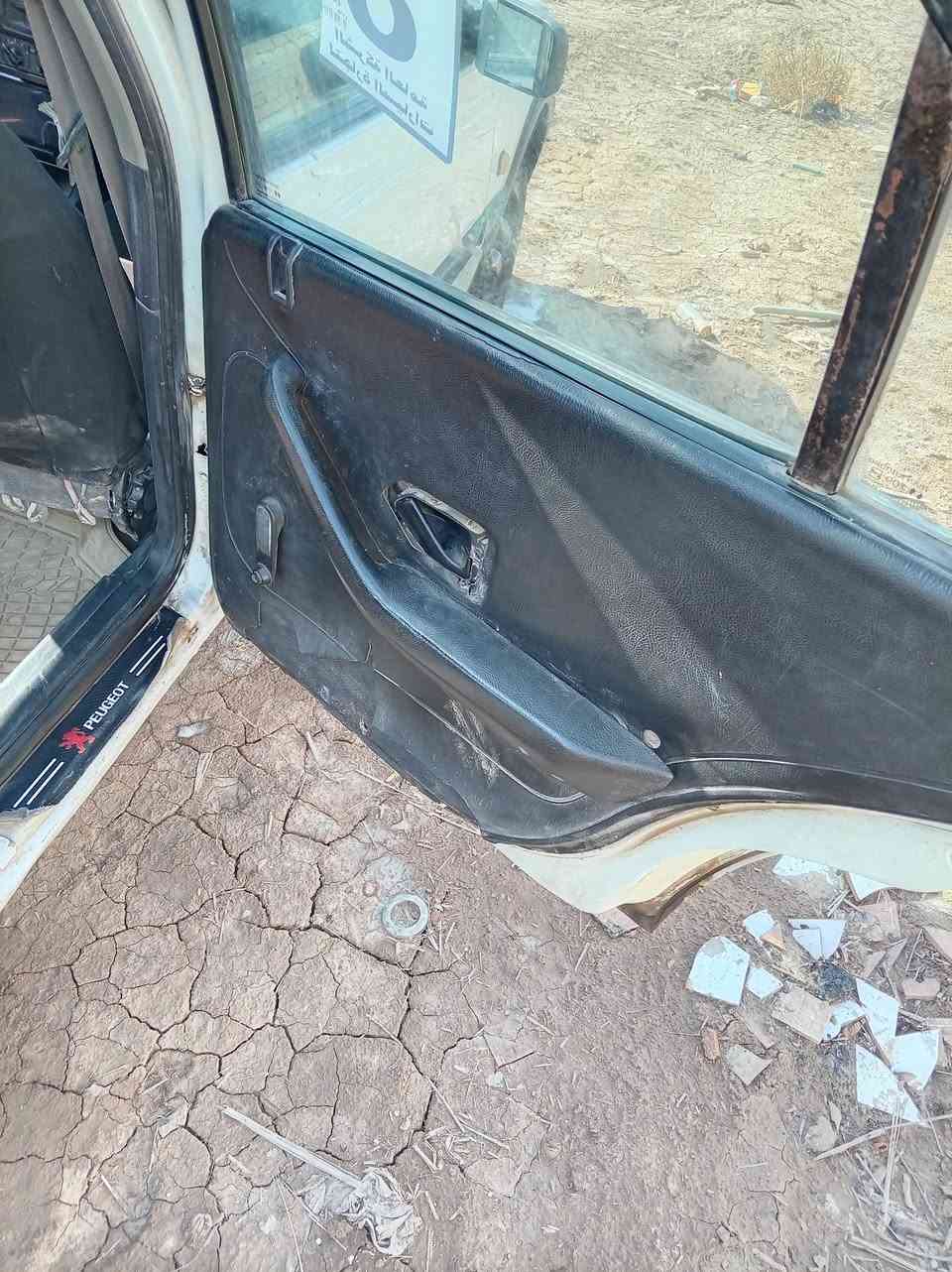 سلام عليكم

بيجو روى موديل 2009
السياره كير مكينه تبريد تدفئه فول شواصي كهربايات كله شغاله رقم السياره بابل خصوصي مشروع وطني سنويه إلى 2027 مالكه كربلاء وعندي توصل ويا

مكان السياره الديوانيه قضاء السنيه
السعر 22 وبيه مجال قليل
***********
