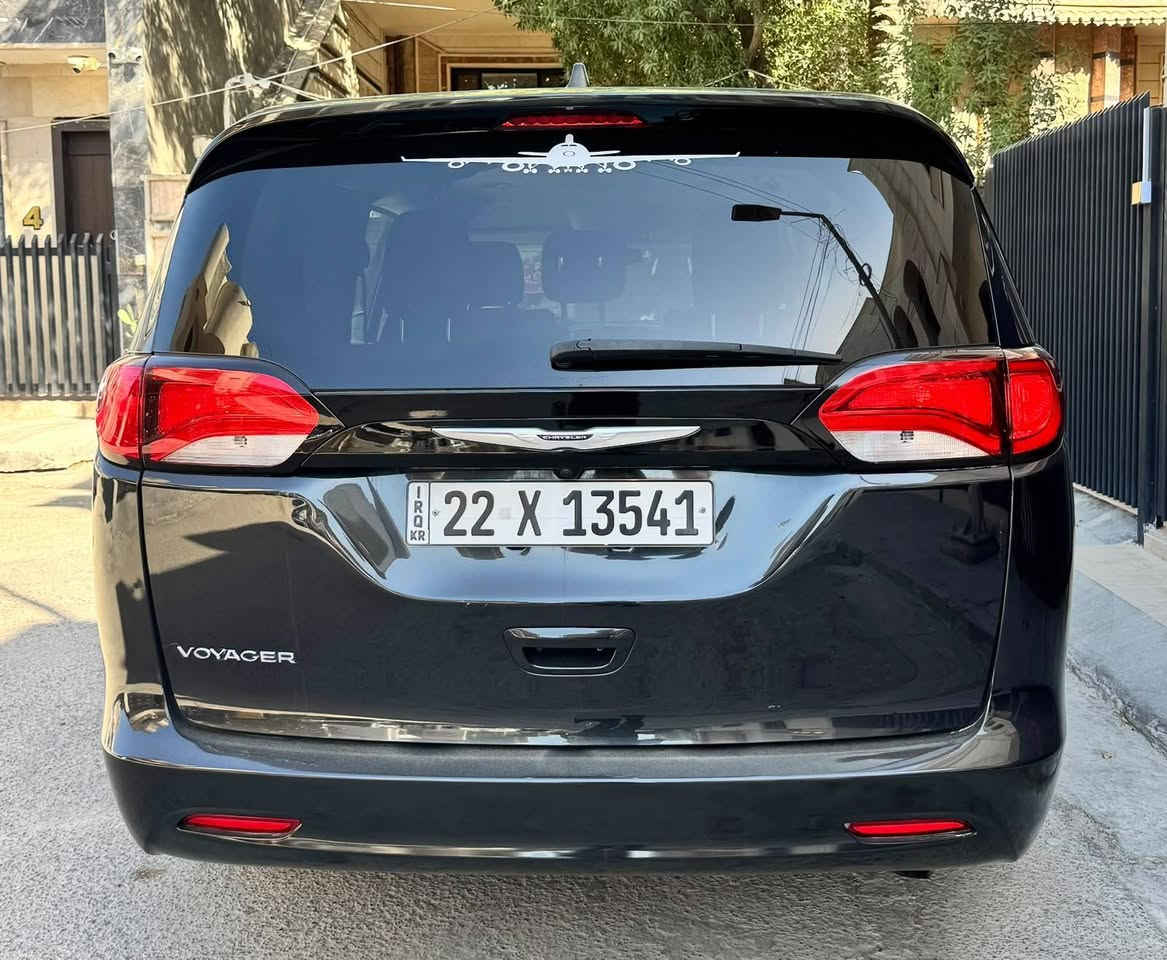 CHRYSLER VOYAGER, LX

للبيع كلايسلر فويجر وارد امريكي موديل 2022

رقم اربيل الجديد
لون اسود♠️♠️♠️

حجم محرك 3600

بصمة تشغيل وابواب بصمة وتشغيل عن بعد 

ابواب سلايد كهربائي ⚡️ 

صندوك كهربائي شفط

رادار امامي تحديد مسار توقف ذاتي 

كشن كهرباء

سيارة حادثه حافت الجاملغ 
وقطعطين كلير امريكا
راديترات لغود شواصي كفاله 

سعر.   179$
للتواصل *********** 
مكان سياره بغداد زيونه بغداد, العراق
