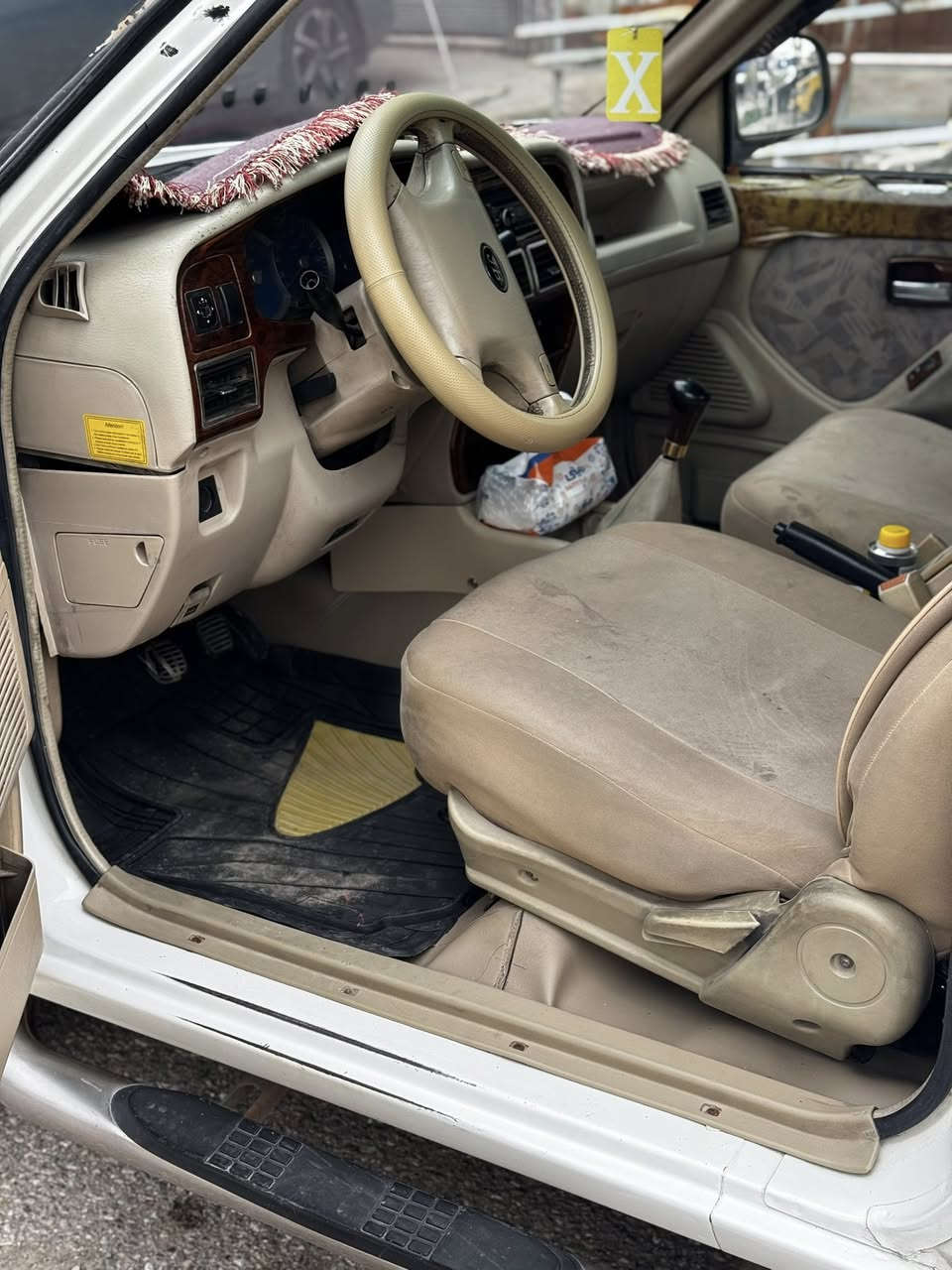 بسم الله ما شاء الله
بيكم Jin Bil
سياره مويل 2010
السياره باسمي 
موقع السياره موصل 
شرط التحويل 
كابون بانزين 
طخم تيات جديد 
مغلفه من الداخل الارضيات جلد 
السياره كامله ما نقصها الي شي 
للتواصل على الرقم 
***********
