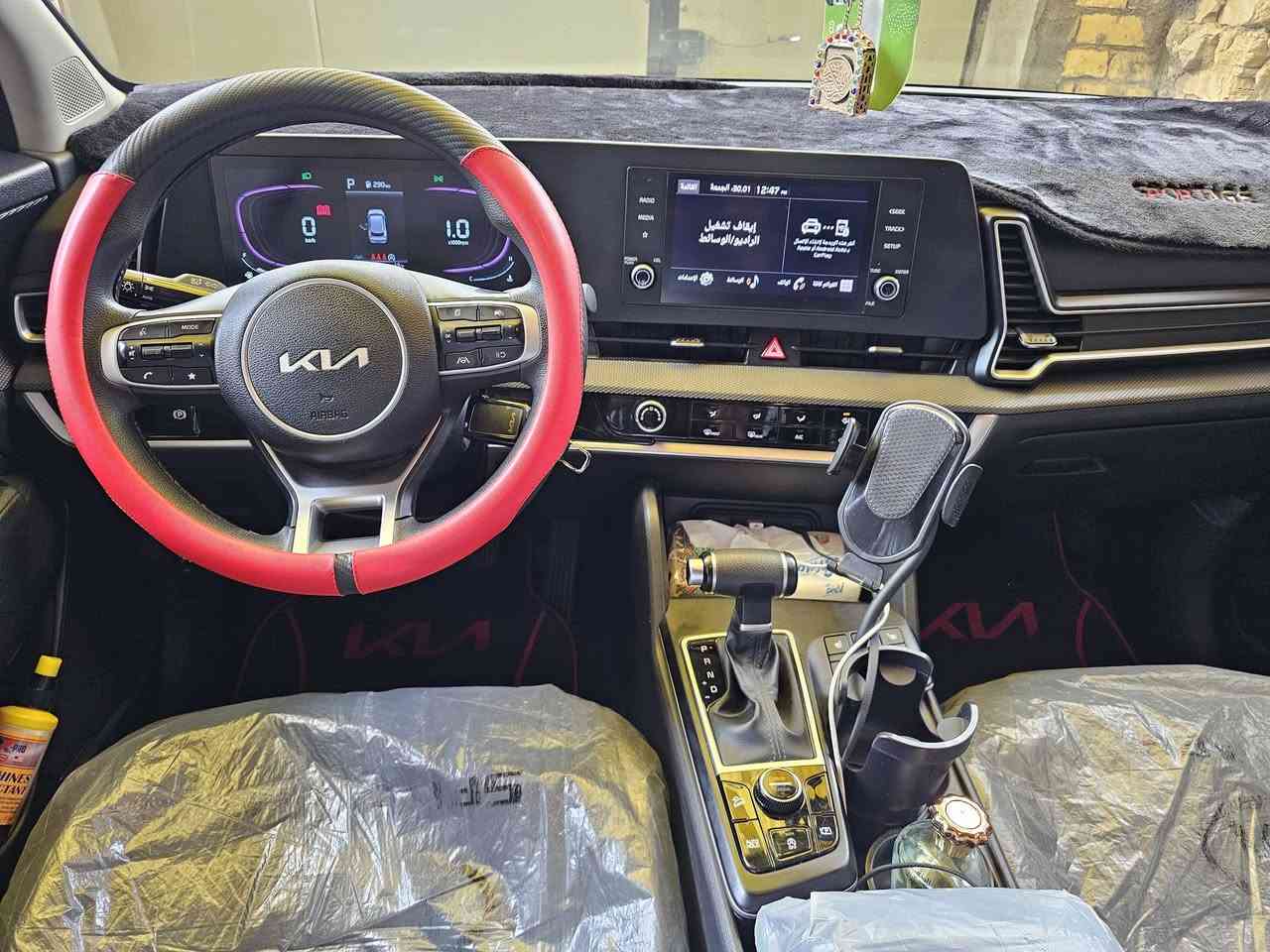 السلام عليكم
كيا سبورتج 2024 
وارد كندي حادث خفيف جدا بدون تبديل فقط بارد وتكحيل كارت 
ماشيه 22 الف كيلو وليس ميل 
سياره جديده وقليل استعمال 
سايد بريك كهرباء
هيترات بالكشنات الاماميه 
اوتو هولد 
سبايدر عل قماره بلادي
وباقي المواصفات معروفه
كلشي بيه عل البلاد 
رقم بغداد باسمي
السعر 210 ورقه 
المكان بغداد حي العامل 
رقم التلفون ***********
