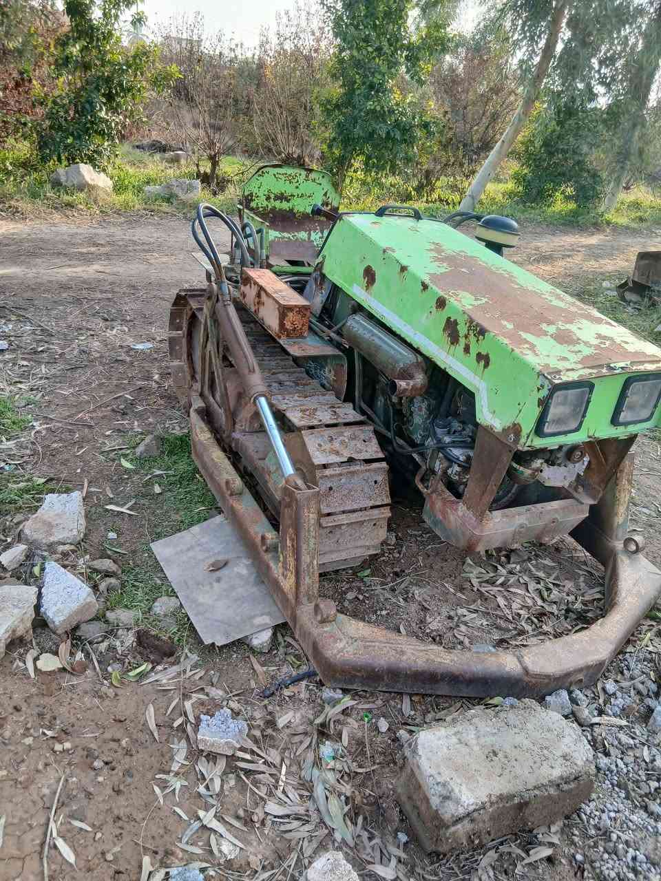 سلام عليكم تكتر سرفه شغال هورن شغال لايت شغال على كل عيب وراه رفاسه وفيدان وسجينه جدام اتصل على الرقم *********** العنوان صلاح الدين بلد اتصل
