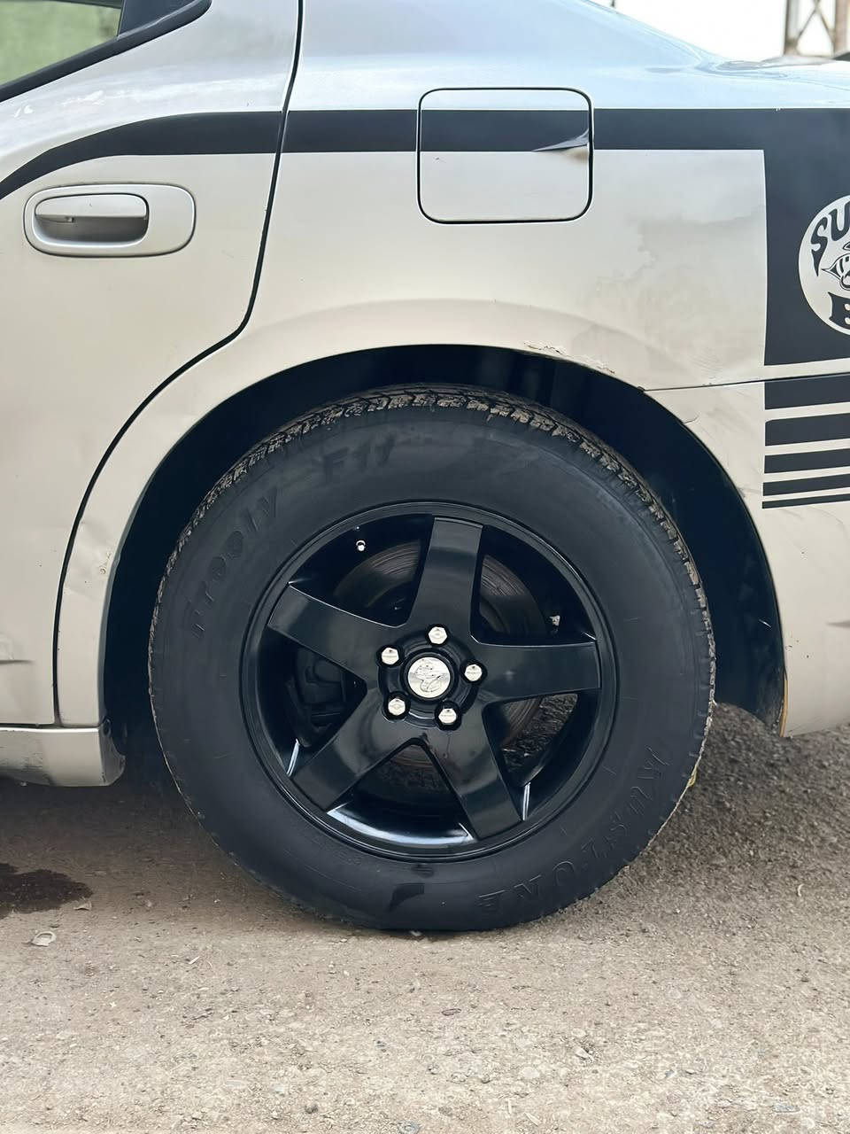 السلام عليكم جارجر للبيع موديل ٢٠٠٩ كير مكينه اكسل تبريد تتفئه كفاله  سياره بسمي تحويل ثاني يوم 
حادثها طلقات ٣بصفحت سايق بيها جاملغ امامي جارد وبيها كلير كلش بسيط باب خلفي وچاملغ 
مكاني بغداد تقاطع درويش 
***********
***********
