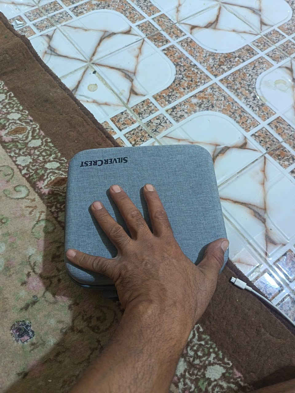 سلام عليكم اخوان دلاكه حجم كبير بس تشتغل وتطفه  ما اعرف ليش  اللي يفيده ابيعه ب10


**إذا كنت صاحب هذا الإعلان وتريد حذفه لأي سبب، رجاءا أرسل رسالة إلى الدعم الفني**
