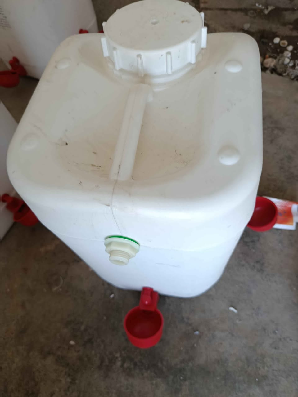 خۆت ڕزگاربکە لەناڕەحەتی زووزووگۆڕینی ئاوی پەلەوەرەکانت یان سەردانکردنیان لەباخ یان له هەرشوێنێک بێت *********** السليمانية, العراق

