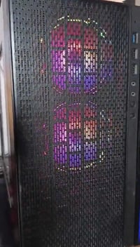 بيسي للبيع  المواصفات Gtx 1060 3g  i3 8100   باور سبلاي دراكون  8gb  5...